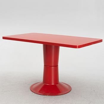 Yrjö Kukkapuro, a "Saturnus" table, Hiami, 1970's.