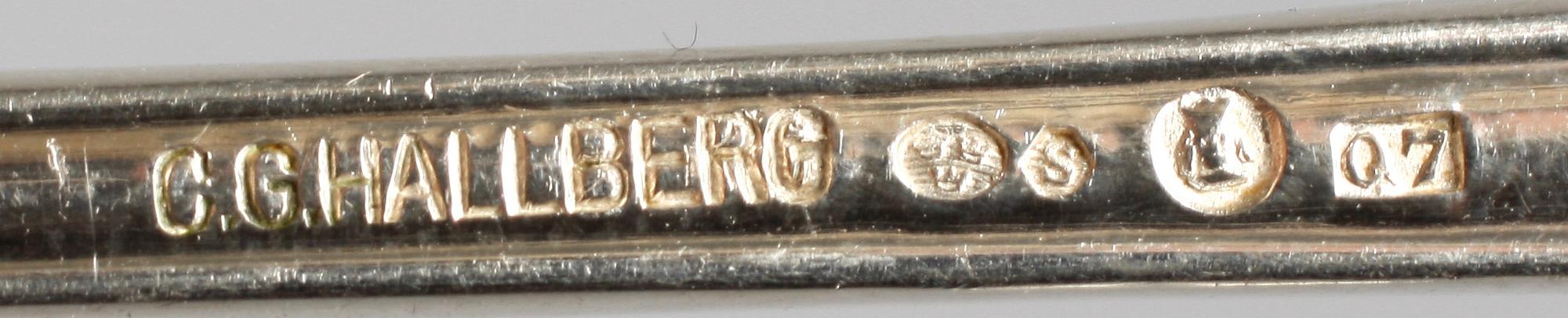 HUMMERGAFFLAR, 18 st. Silver. "Chippendale", CG Hallberg, Stockholm 1917. Vikt 450 gr.