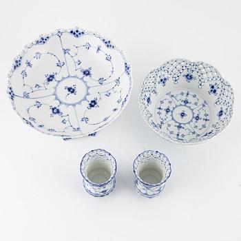 Royal Copenhagen, servisdelar, 4 st, "Musselmalet", porslin, Danmark.