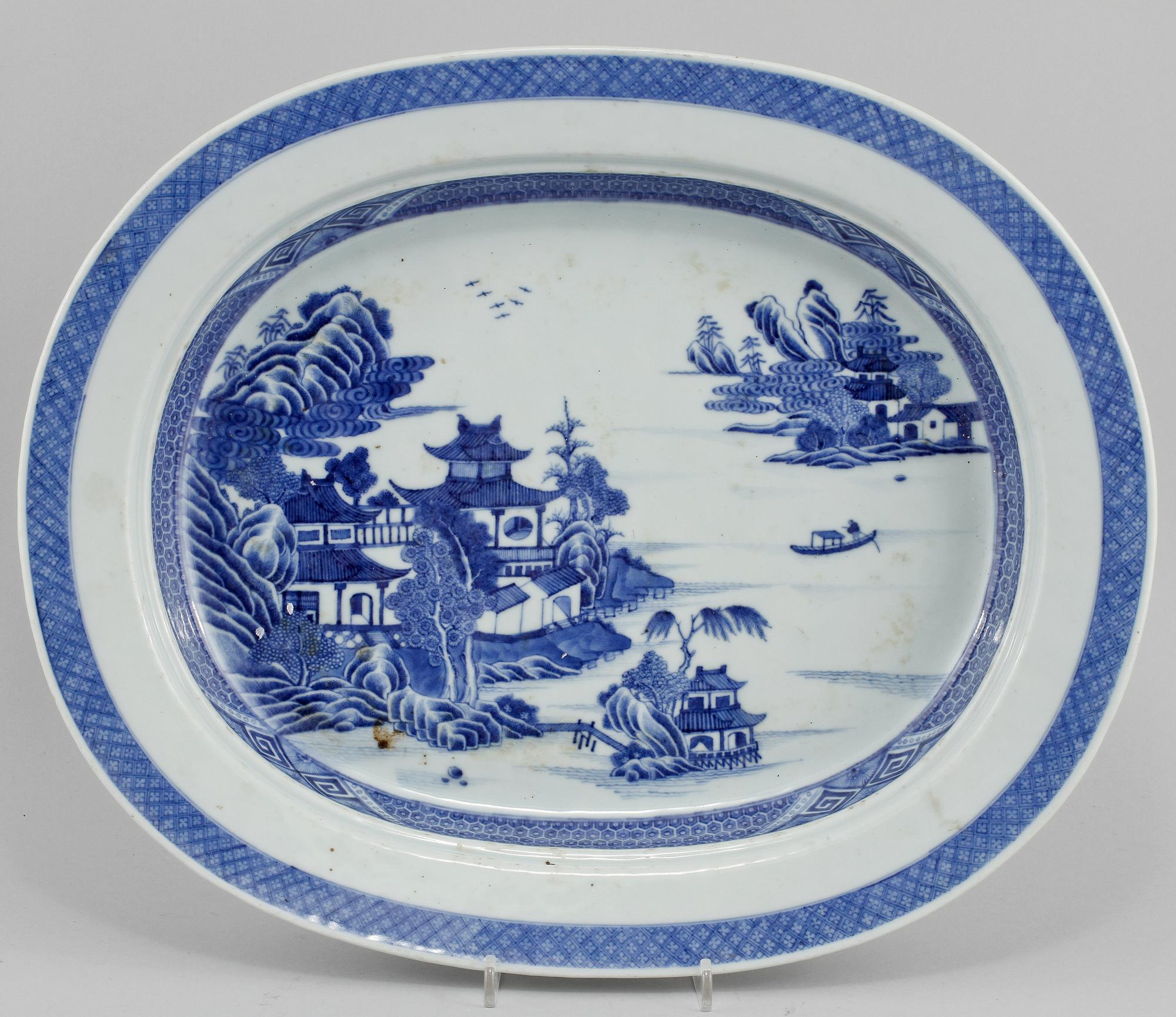 FISKFAT, porslin, Kina, 1800-tal.