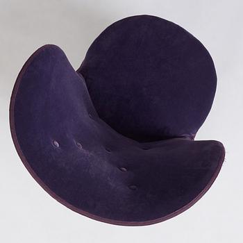 Uno Åhrén, a Swedish Grace black lacquered "Lady's armchair", Mobilia AB, Malmö ca 1925.