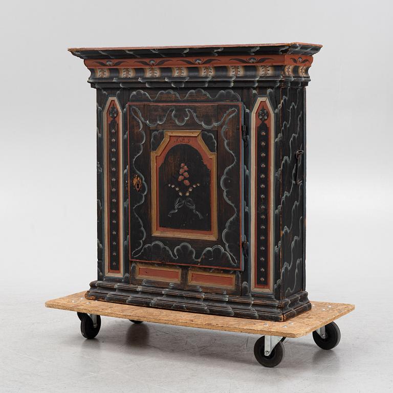 A painted cabinet, Järvsö, first half of the 19th Century.