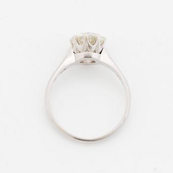 Ring platina med en gammalslipad diamant, Wiwen Nilsson.