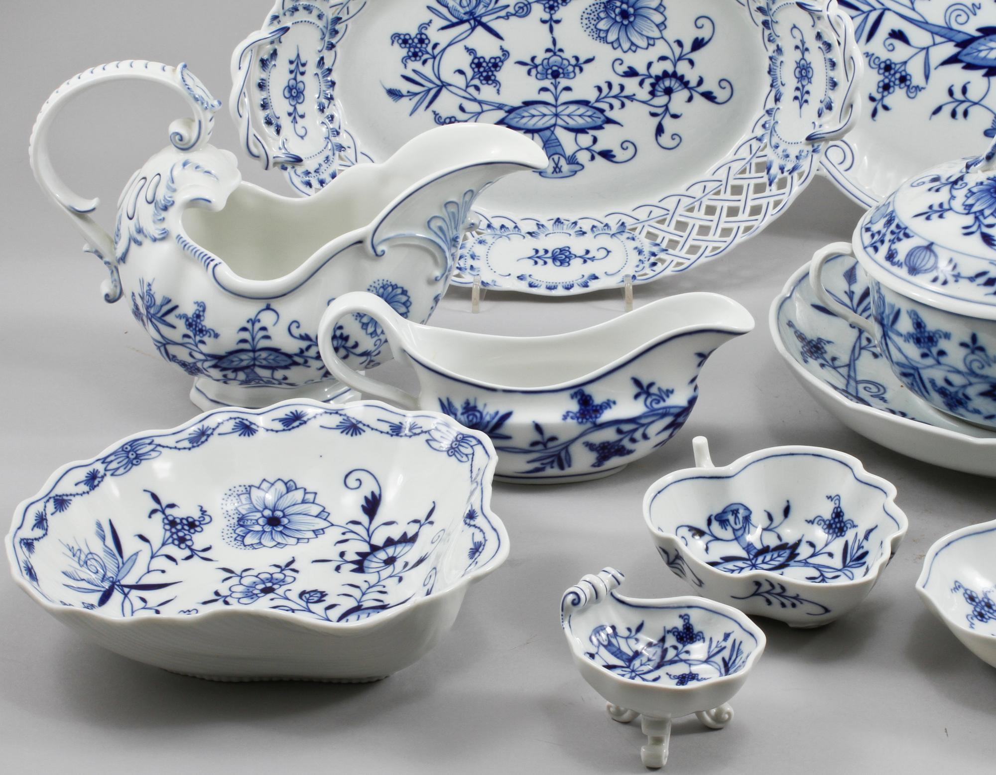 SERVISDELAR, 40 delar, porslin, Meisen, 1900-tal.