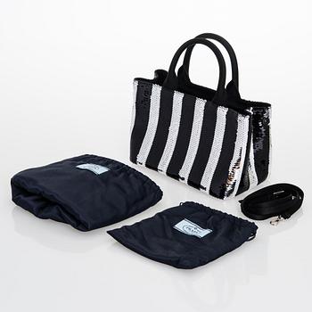 Prada, "Canapa sequins" väska.
