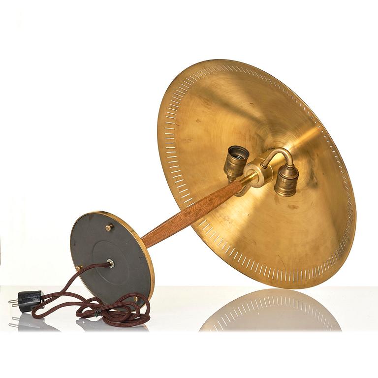 Harald Notini, Table lamp, model "15277", Arvid Böhlmarks Lamp Factory, Stockholm, 1940s.