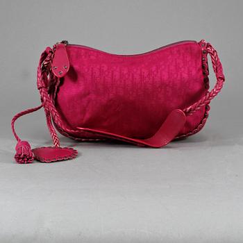 VÄSKA, Dior.