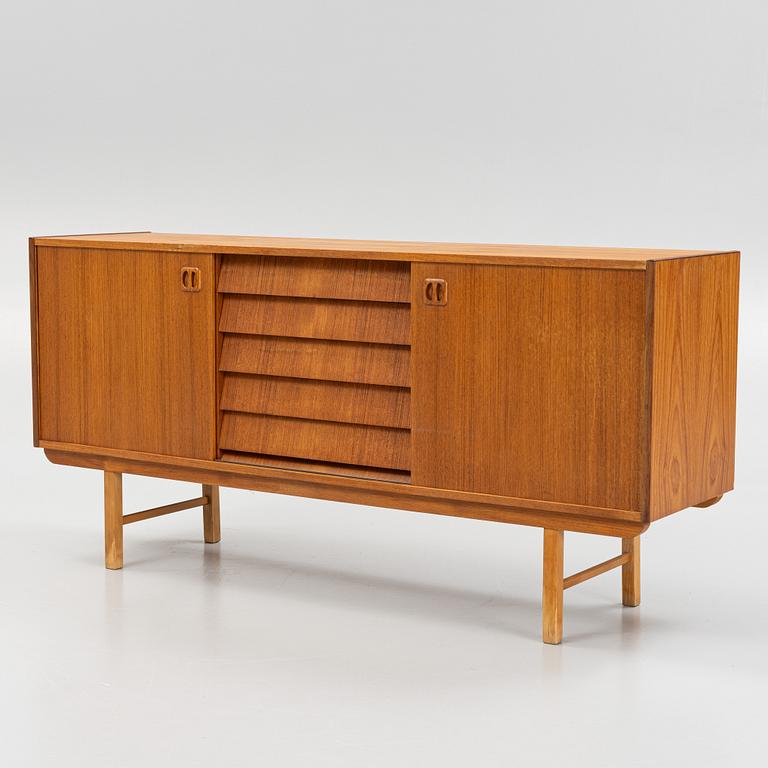 Sideboard, 1900-talets mitt.