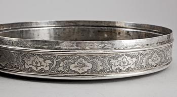 KAKBURK, silver, Persisk, Isfahan, Rezā Shāh perioden, omkr 1900-talets mitt. Totalvikt ca 1080 gram.