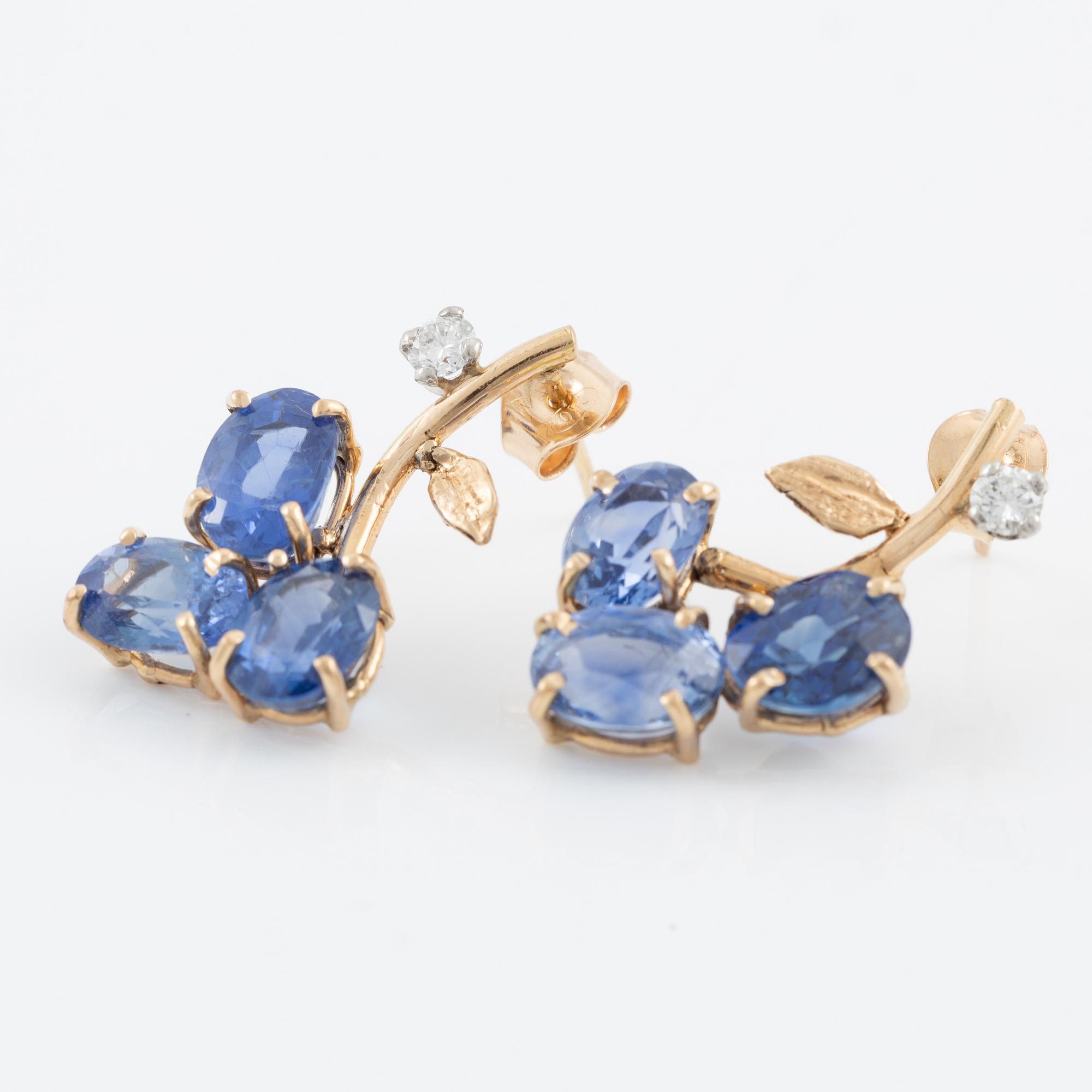 Earrings, 18K gold with six sapphires and two brilliant-cut diamonds.