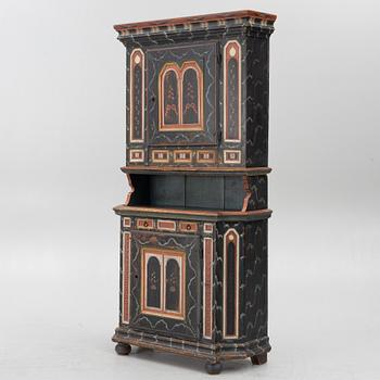 Skänkskåp, allmoge, Järvsö, Hälsingland, märkt 1817.