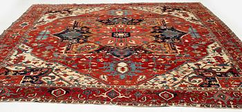 Matta, antik Heris Serapi, nordvästra Iran, ca 400-405 x 337 cm.