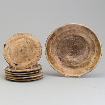 TRÄTALLRIKAR, 7 st, 1800-tal.
