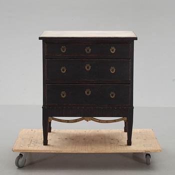 BYRÅ, gustaviansk stil, 1900-tal.