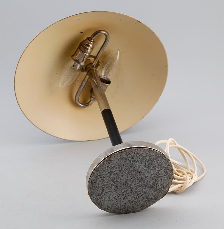 BORDSLAMPA, 1900-talets första hälft.