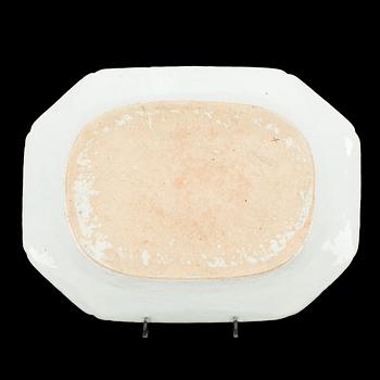 STEKFAT, porslin, Kina, Chien-Lung, 1700-tal.