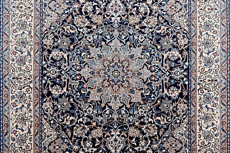 Matta, Nain, part silk, 6 laa, ca. 325 x 200 cm.
