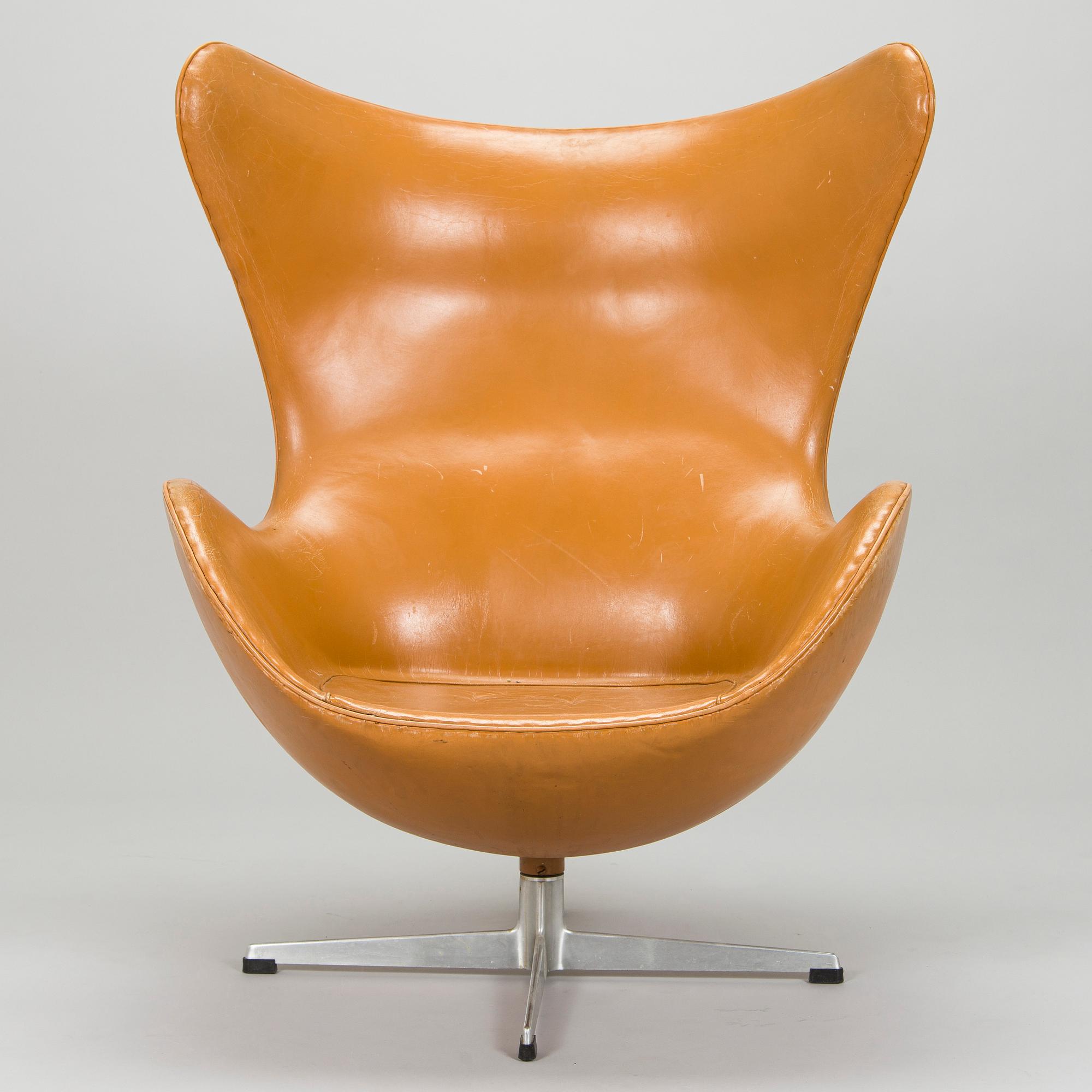 Arne Jacobsen, nojatuoli, "Egg", Fritz Hansen, Tanska, 1960/70-luku.