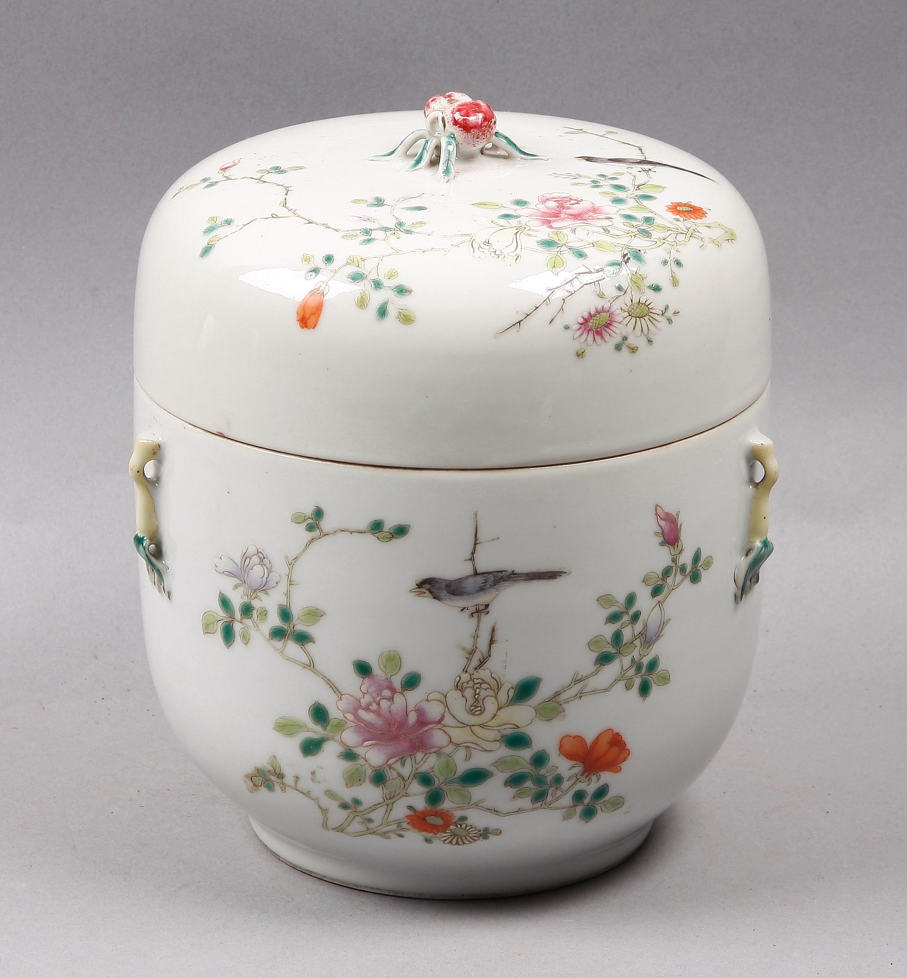 PARTI PORSLIN, 4 delar, Kina. Bl.a 1700-tal.