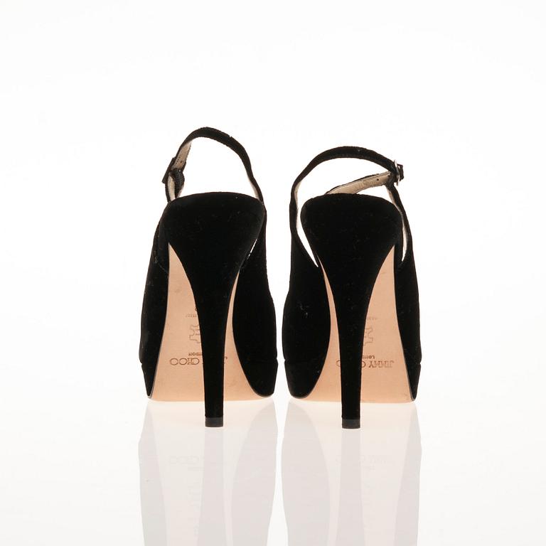 SKOR, "Clue", Jimmy Choo.