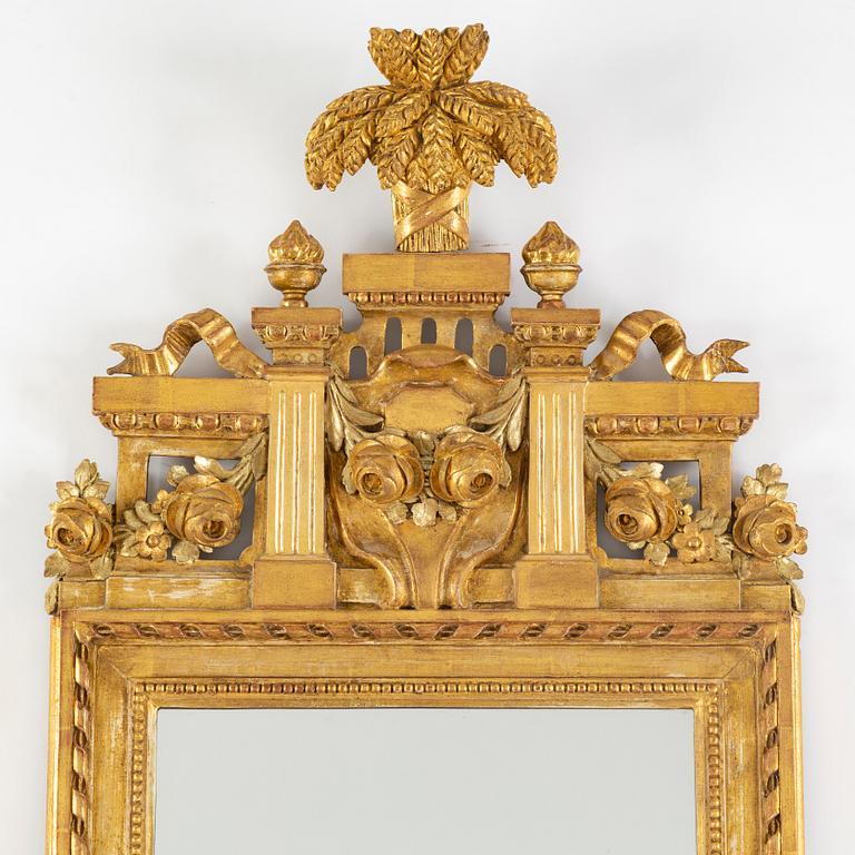 A Gustavian late 18th century mirror.