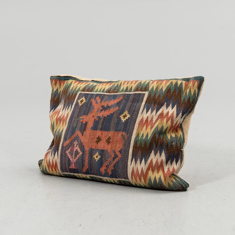 Seat cushion, Rölakan, Skåne, 19th/20th century, approx. 67 x 47cm.