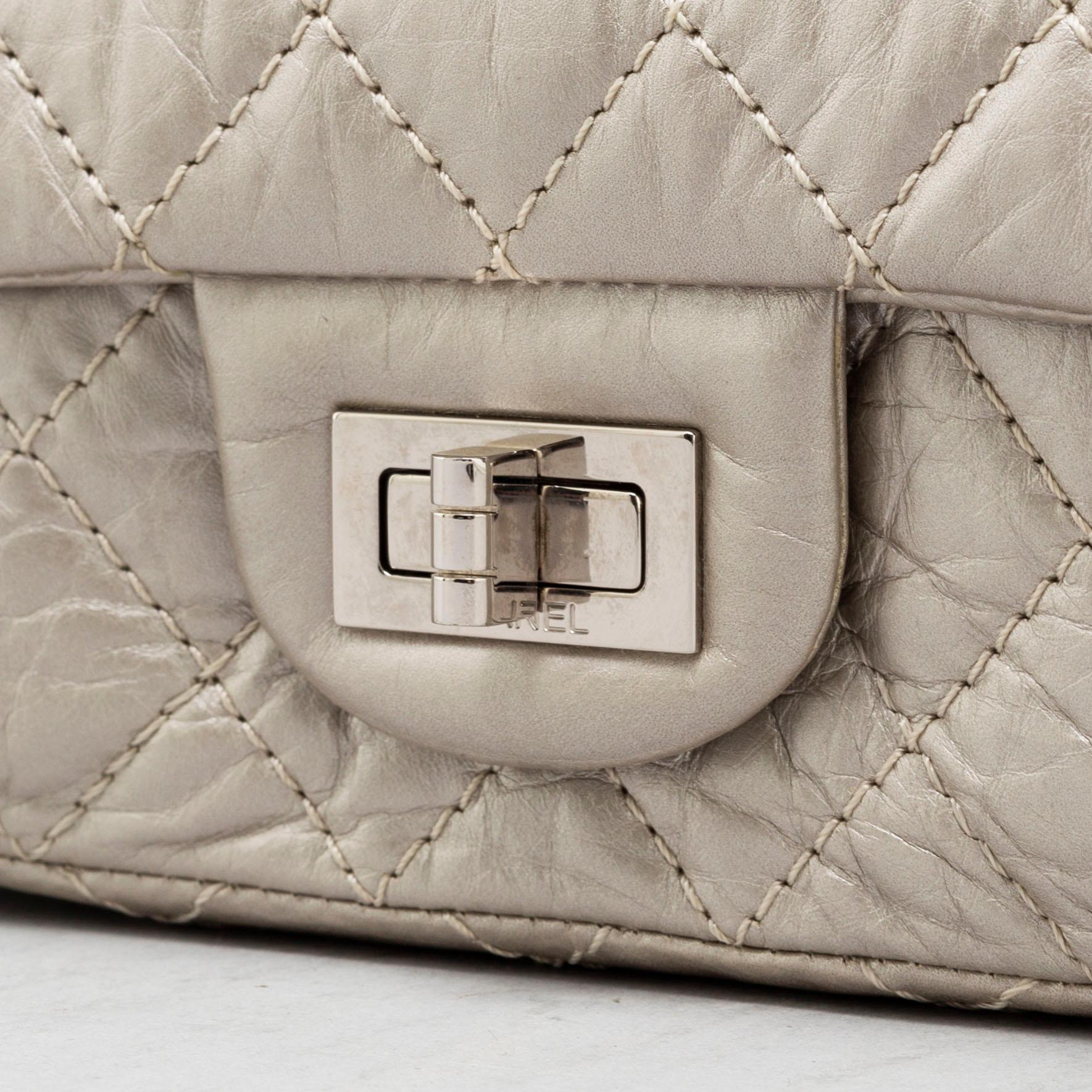 CHANEL, väska, modell "2.55".