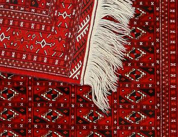 MATTA, orientalisk, ca 191 x 137 cm.