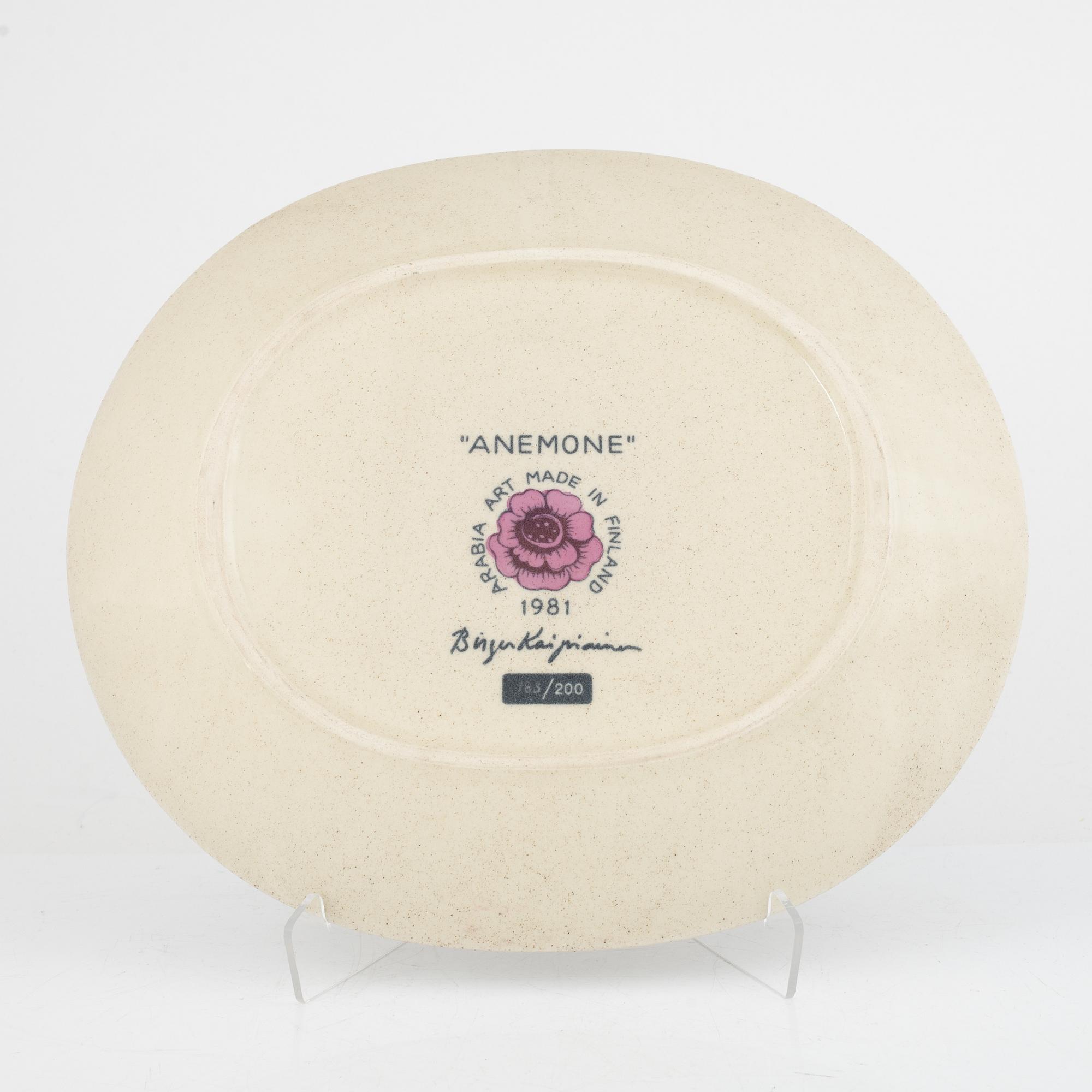 Birger Kaipiainen, a ceramic dish "Anemone" ceramic, Arabia Finland 1981, edition 183/200.