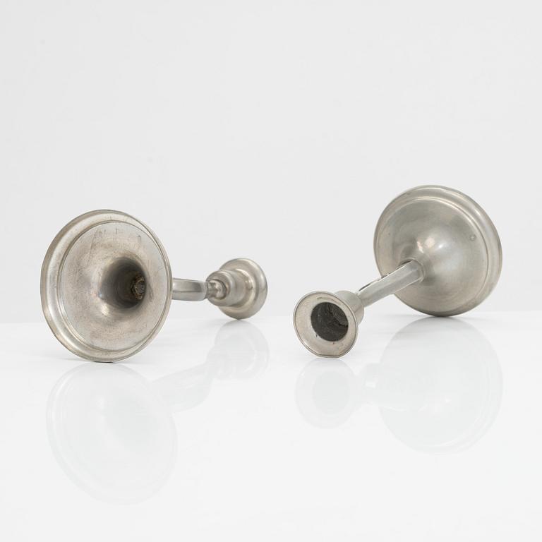Paavo Tynell, A pair of 1920/30's '8022' candlesticks for Taito.