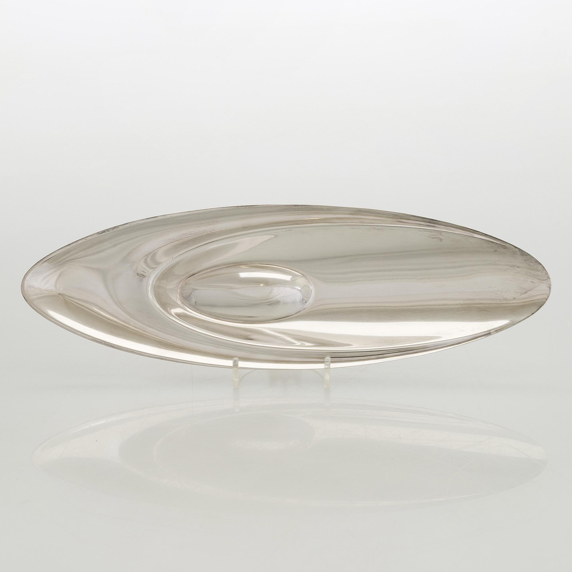 Tapio Wirkkala, hopeaa, TW114, leimattu TW, Hopeakeskus, Hämeenlinna 1966. Malli muotoiltu 1956.