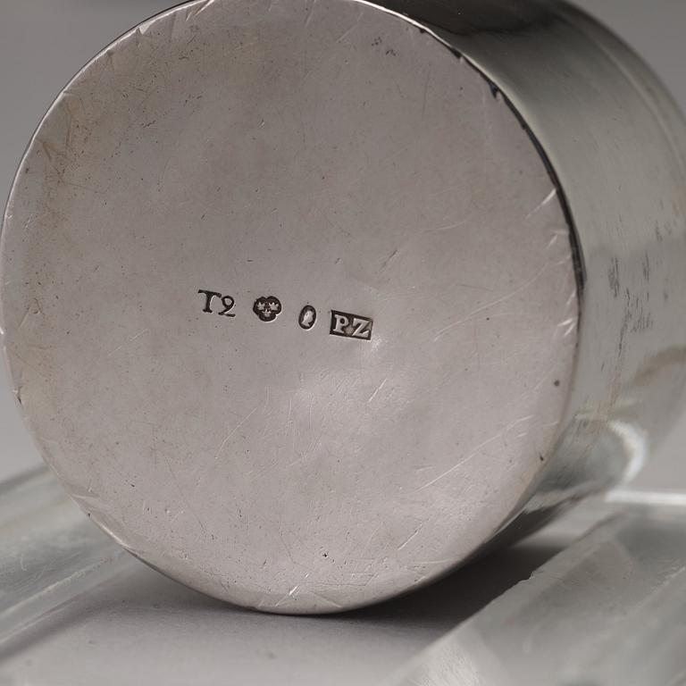 Pehr Zethelius, dosor, ett par, samt Johan Fredrik Björnstedt, dosor, ett par, silver, Stockholm 1801 och 1823.