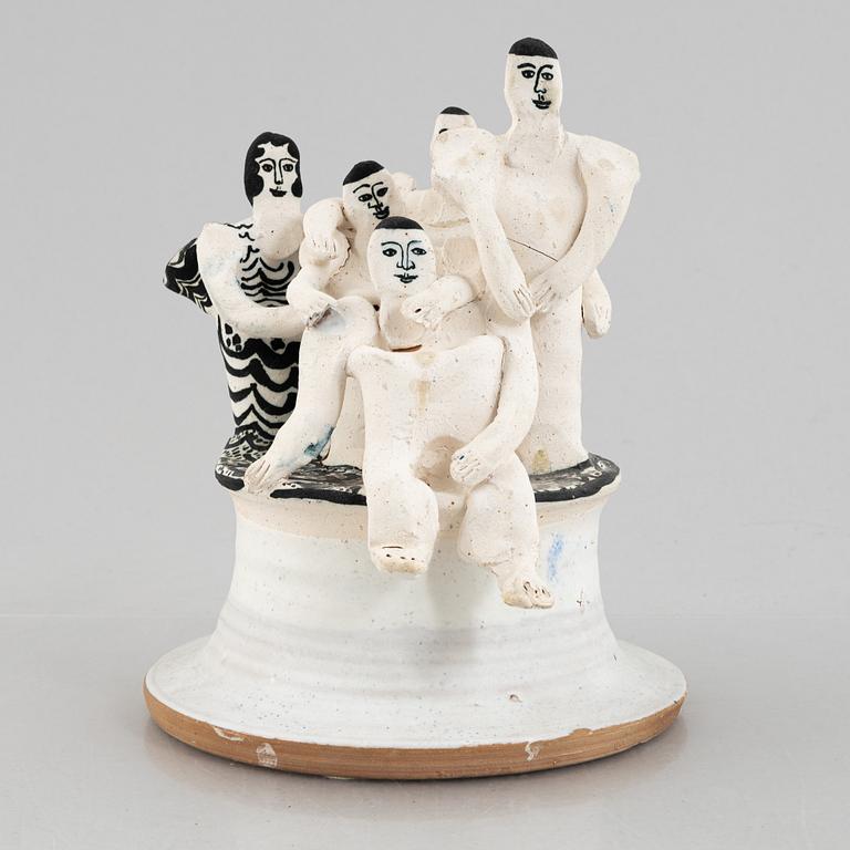 Ulrica Hydman-Vallien, skulptur, stengods, egen ateljé.