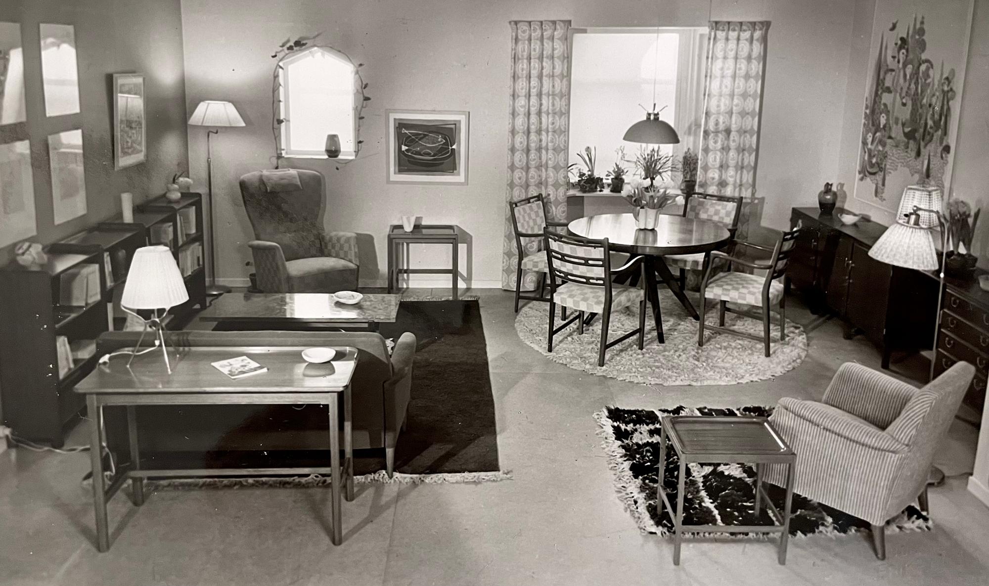 Bertil Brisborg, & Torsten Claeson (1893-1978), bordslampa, modell Triva "532-018", Nordiska Kompaniet, 1950-tal.