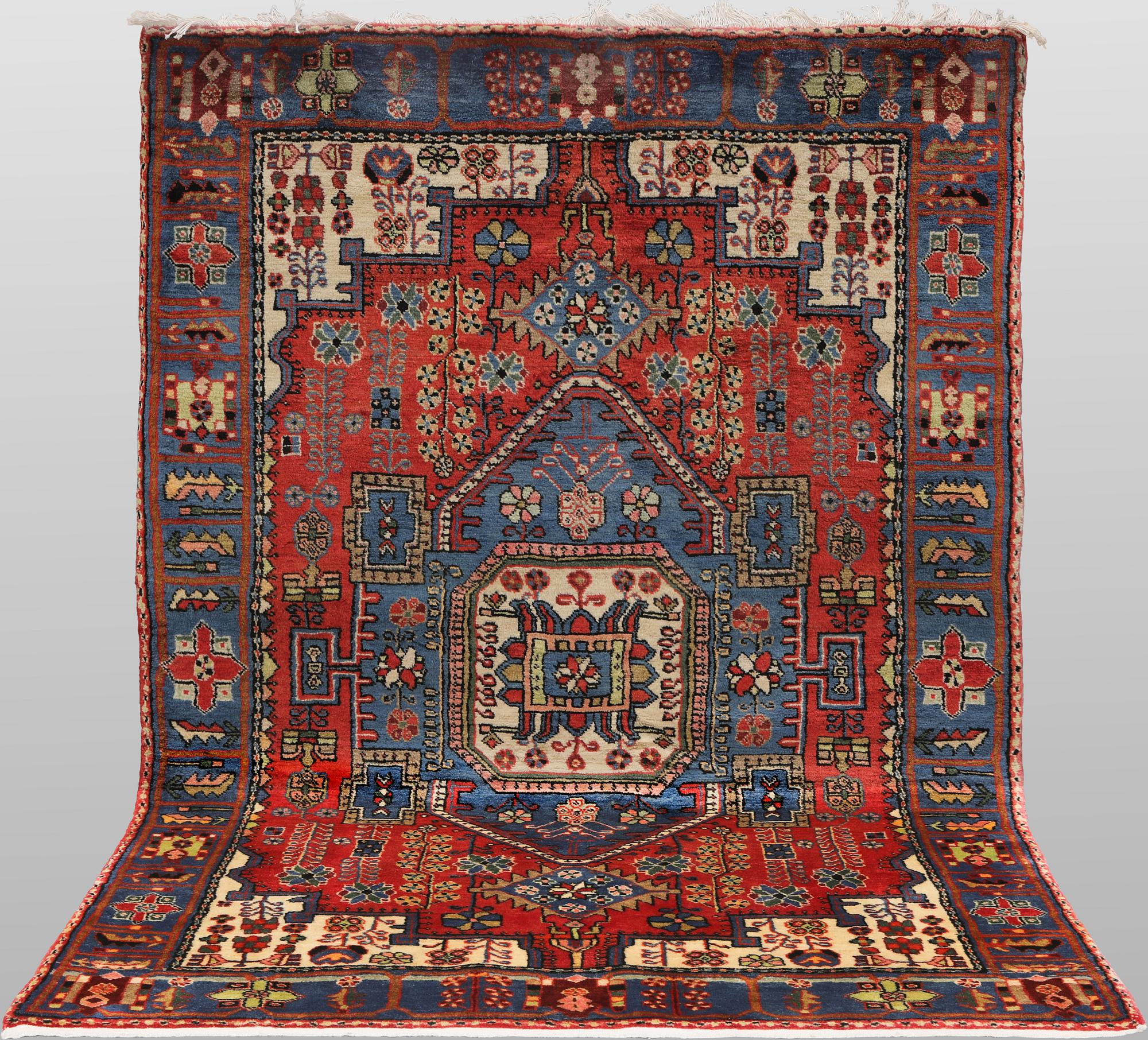 A Nahavand carpet, 202 x 130 cm.