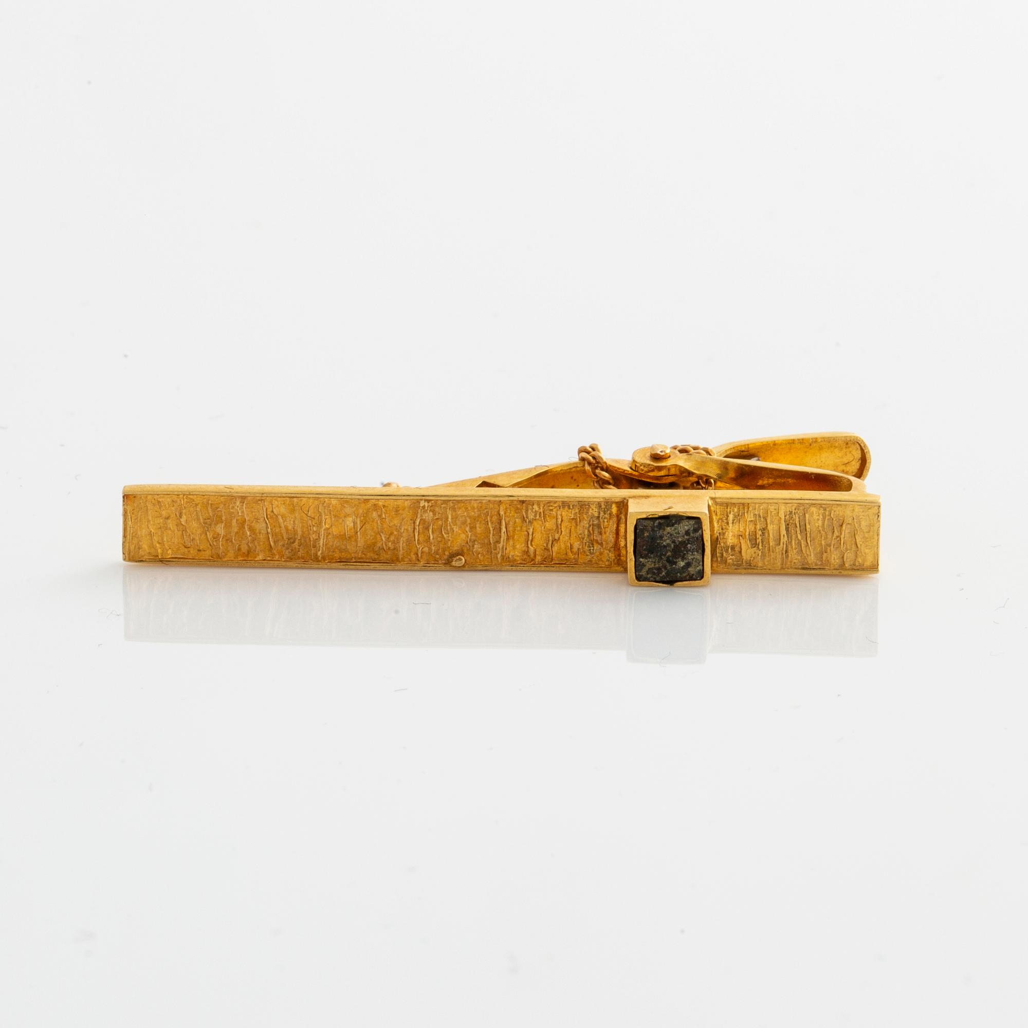 LAPPONIA 18K gold and copper ore, set of ring cufflinks and tie-pin, total weight 33,0 g, Finland 1988, design"Guldsten".