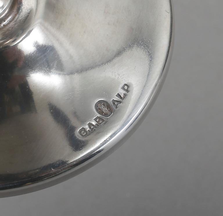 SHAKER samt COCKTAILGLAS, 1+6 st, nysilver, GAB, 1900-talets andra kvartal.