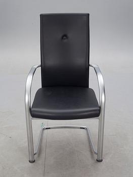KARMSTOL, Burkhard Vogtherr för Fritz Hansen.