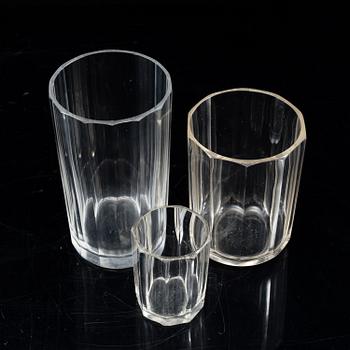 ELIS BERGH, glasservis, 67 delar, "Karlberg". Kosta, 1900-talets andra hälft.