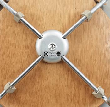 STOLAR, ett par, "Sjuan" Arne Jacobsen, Fritz Hansen.