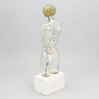 Helenius Matti, "Naked 2".