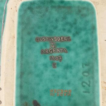 Wilhelm Kåge, vas, stengods, "Argenta", Gustavsberg samt lockurna, omärkt,