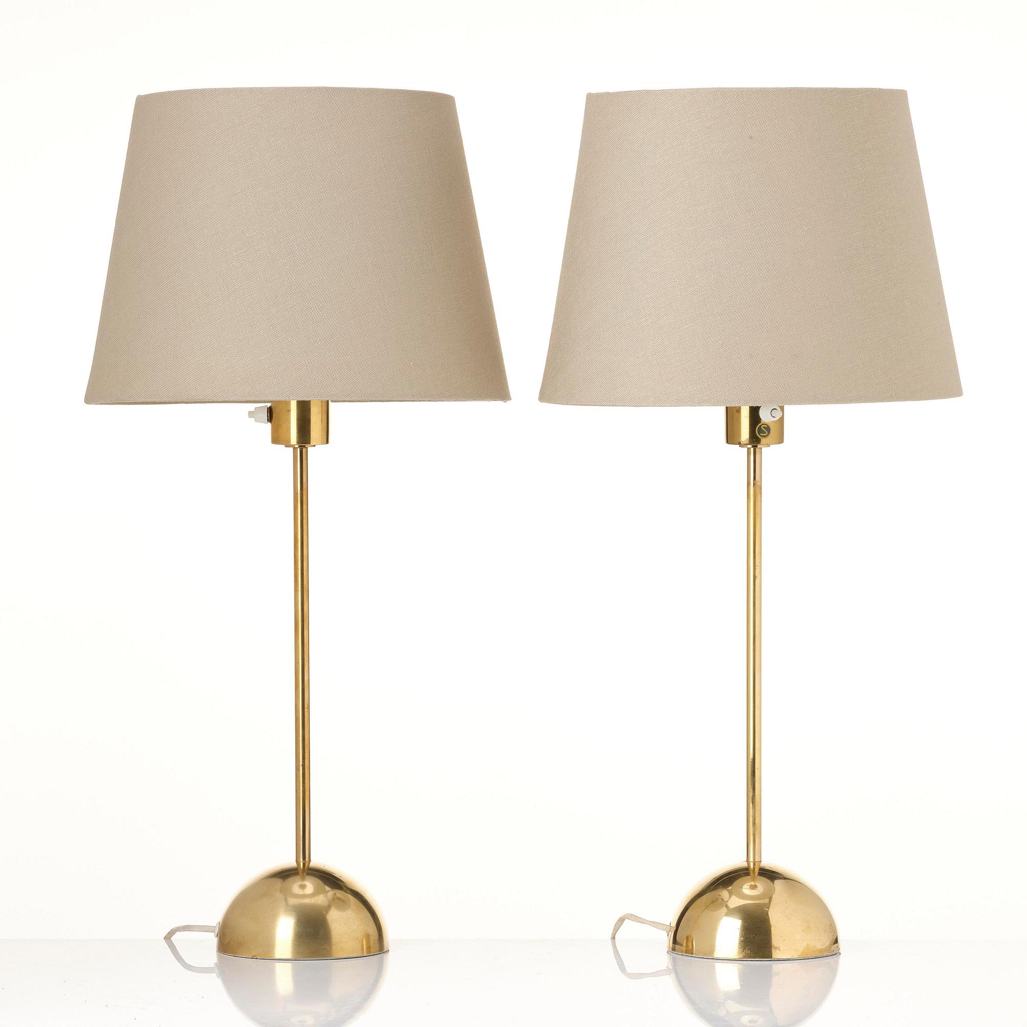 Eje Ahlgren, bordslampor, ett par, modell B 04, Bergboms, Malmö, 1960-tal.