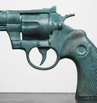 Carl Fredrik Reuterswärd, "Non Violence".