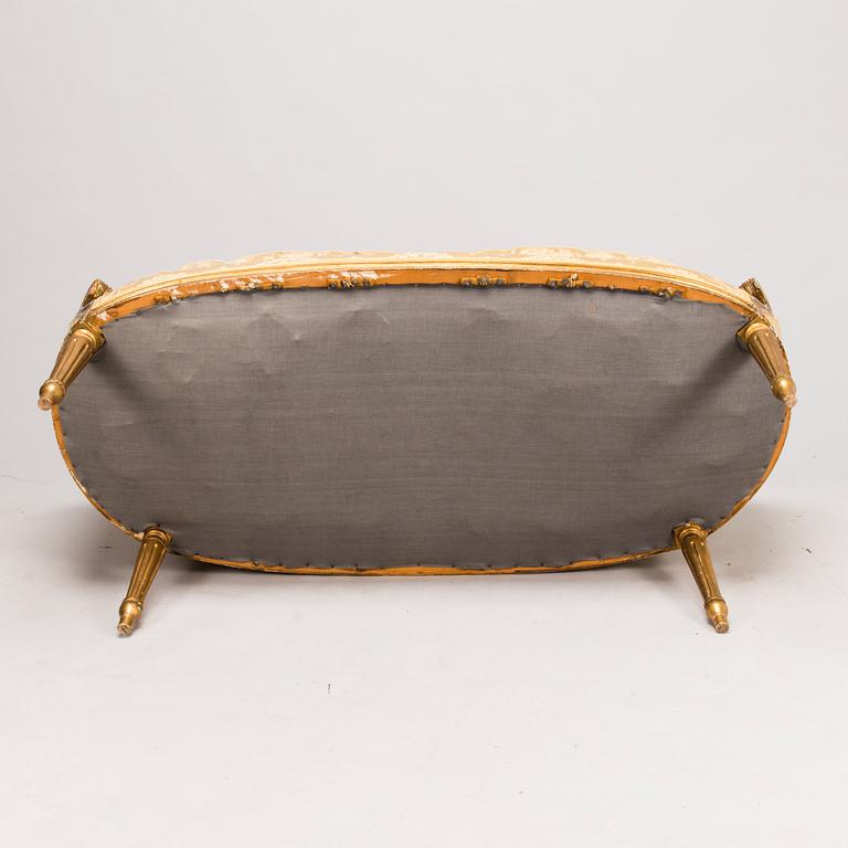 SOFFA, sk. badkarssoffa, gustaviansk stil, kring år 1900.