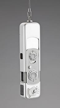 KAMERA, Minox, 1900-talets mitt.