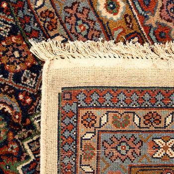 A semiantique Bidjar carpet ca 350 x 263 cm.