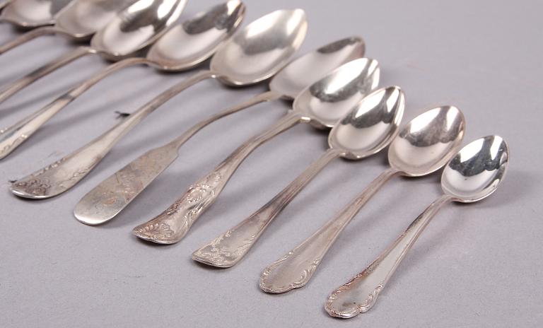 PARTI BESTICKUPPSÄTTNING, silver, 1800/1900-tal. 2934 g.