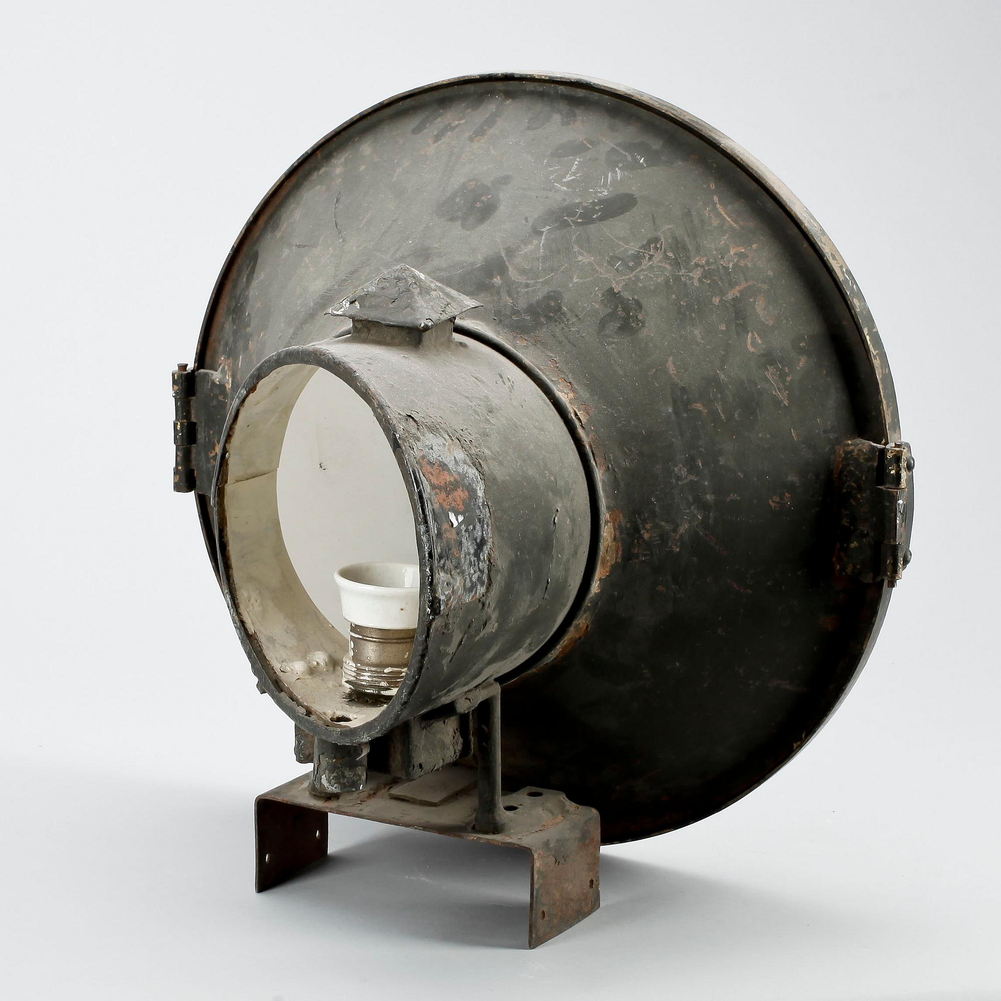 SPÅRVAGNSBELYSNING, metall,  1900-talets första hälft.