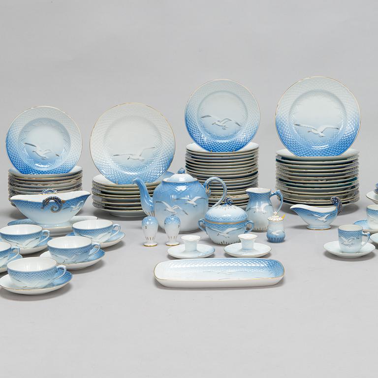A 117-pcs 'Måsen' porcelain tableware by Bing & Gröndal, Denmark.